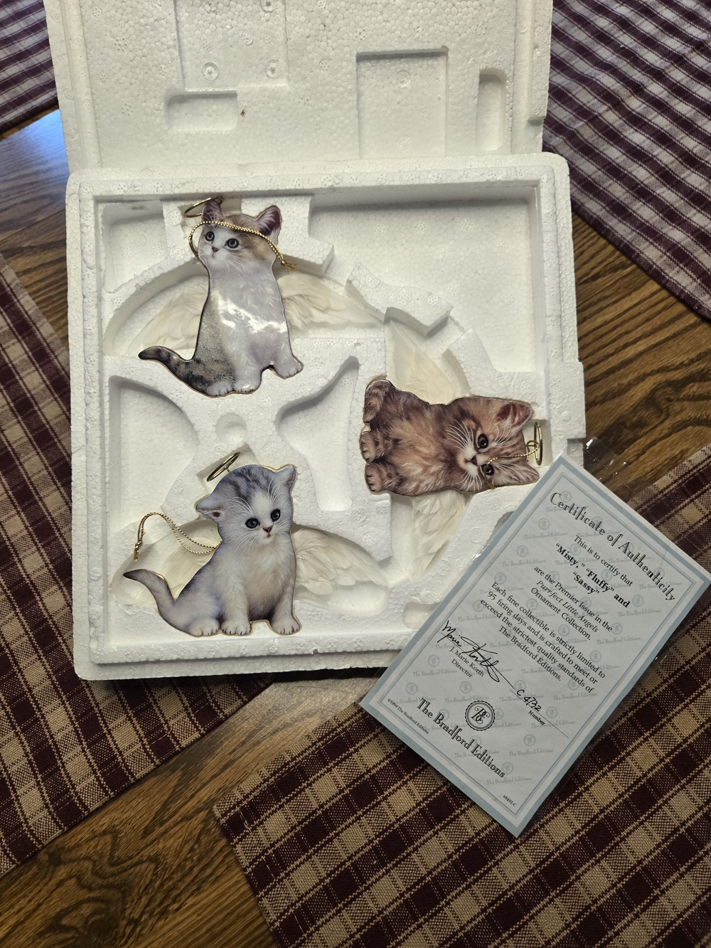 Bradford Editions "Purr-fect Little Angels" Ornament Set